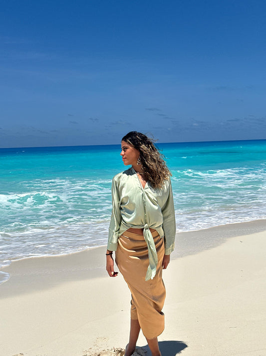 The ‘Champagne Bloom’ Satin Set